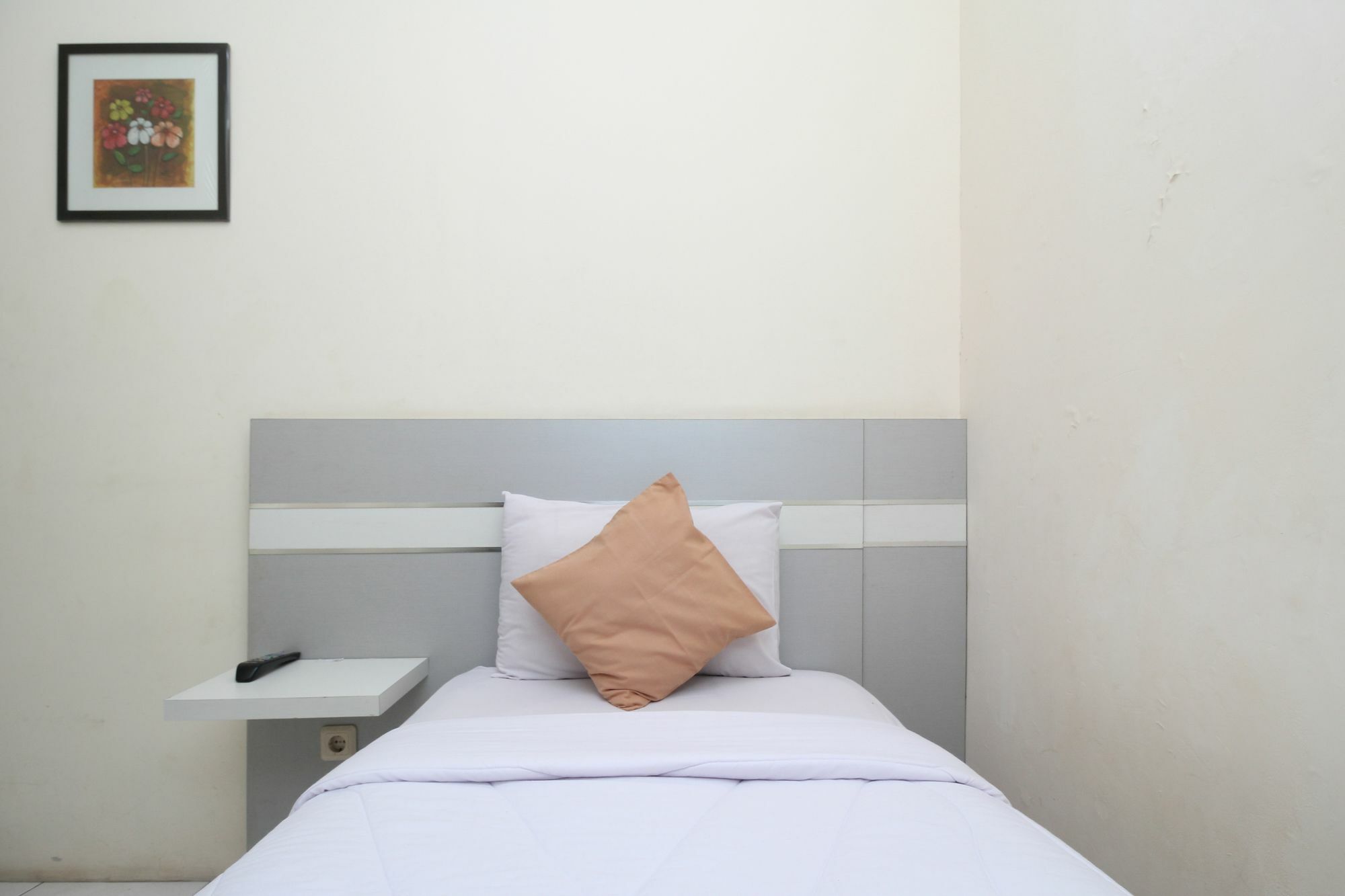 Hotel Myzone Homtel à Semarang Extérieur photo
