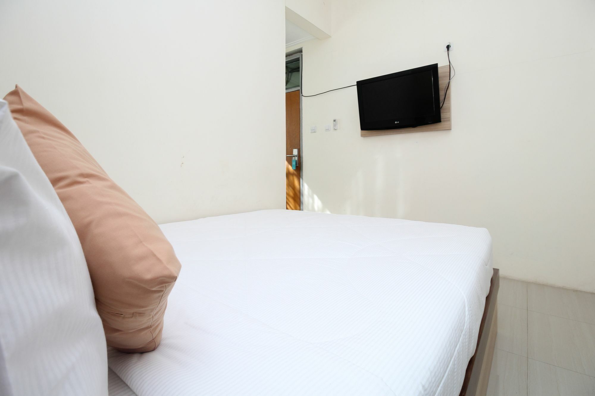 Hotel Myzone Homtel à Semarang Extérieur photo