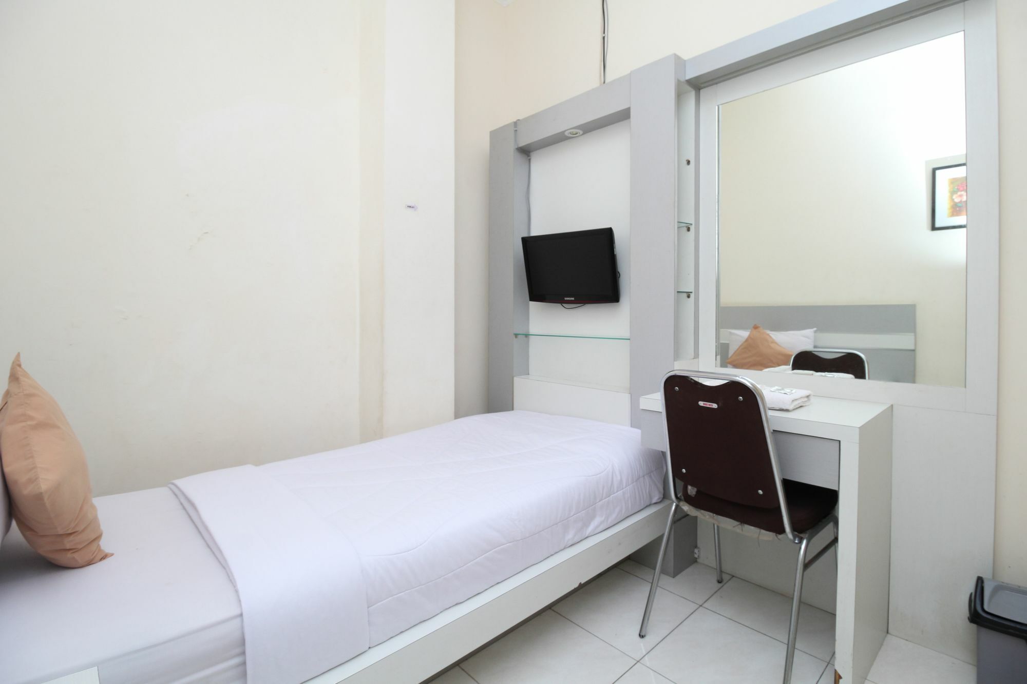 Hotel Myzone Homtel à Semarang Extérieur photo