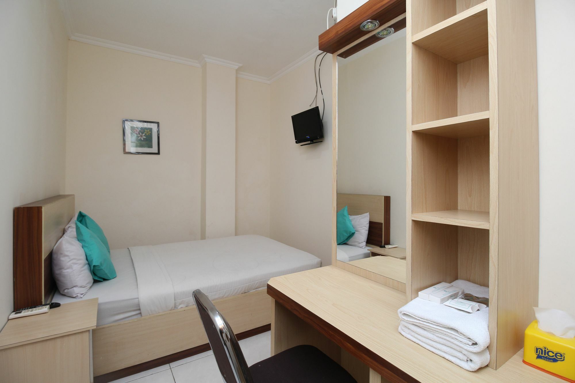 Hotel Myzone Homtel à Semarang Extérieur photo